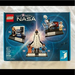 LEGO Women of Nasa